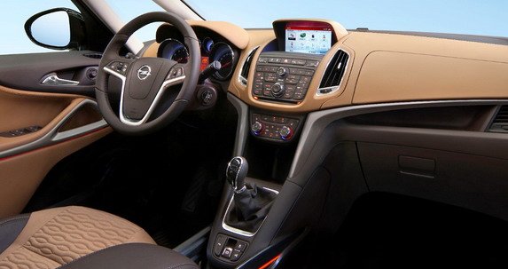 Opel Zafira Tourer 1.jpg, 44 KB