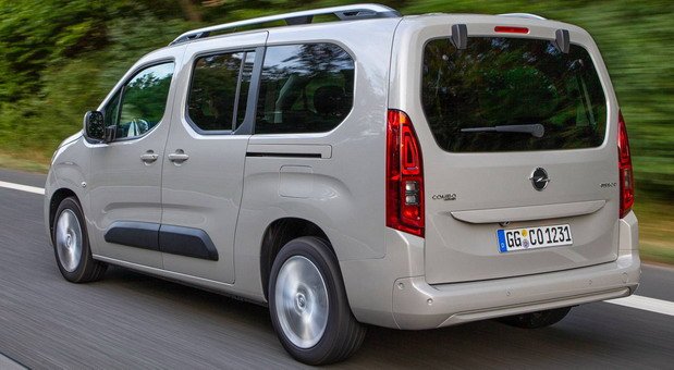 Opel-Combo 11.jpg, 62 KB