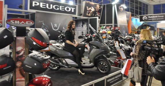 Peugeot_skuteri.jpg, 76 KB