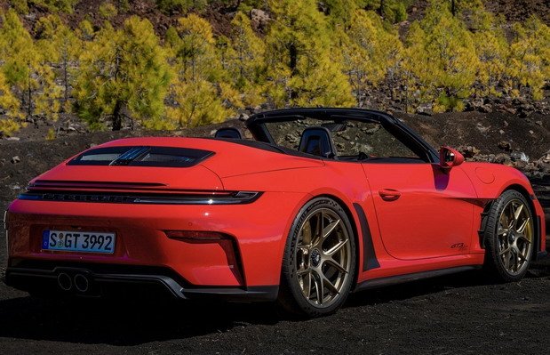 Porsche 911 81111.jpg, 95 KB