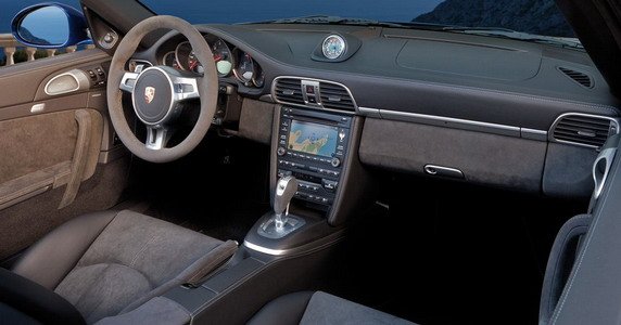 Porsche 911 Carrera 4 GTS 1111.jpg, 45 KB