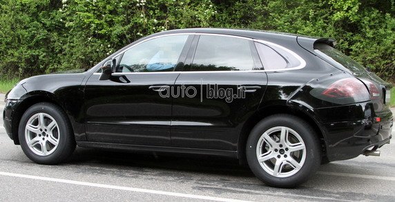Porsche Macan 111.jpg, 80 KB