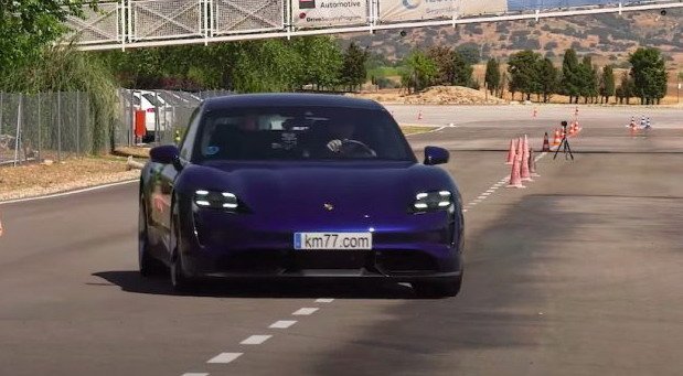 Porsche Taycan test.jpg, 62 KB