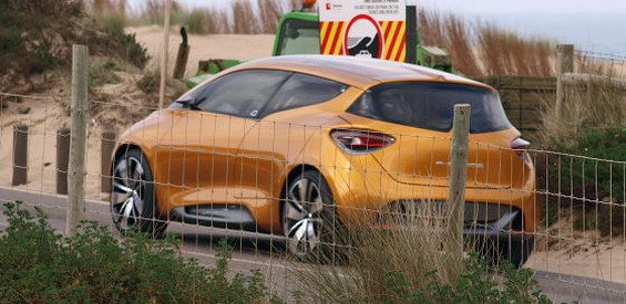 Renault R-Space 11.jpg, 64 KB