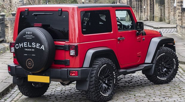 Sensual Red Jeep-1.jpg, 101 KB