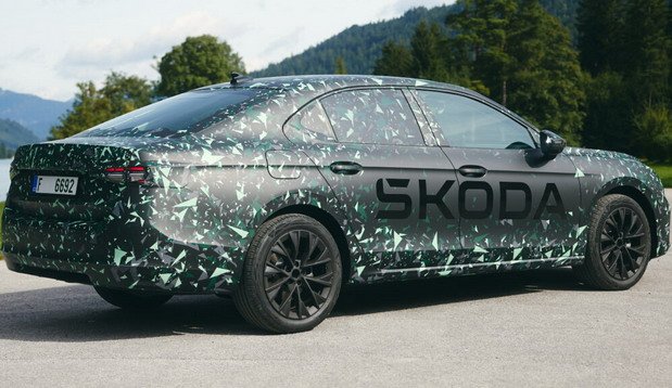 Skoda Superb 9888.jpg, 91 KB