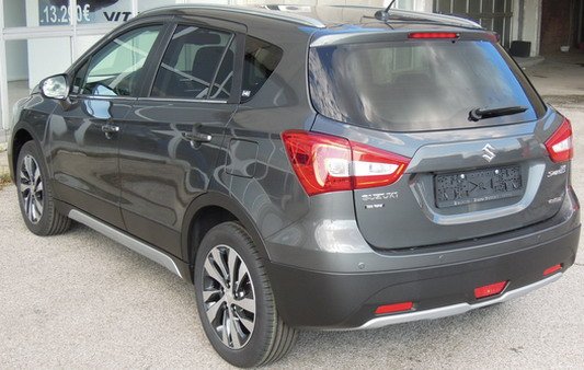 Suzuki SX4 S-Croos_02.jpg, 75 KB