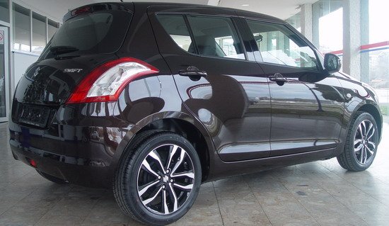 Suzuki Swift_spec ed_2.jpg, 66 KB