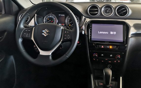 Suzuki Vitara_automat_4.jpg, 56 KB