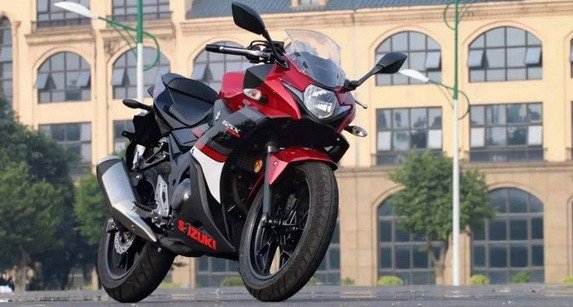 Suzuki-GSX-250R-3.jpg, 72 KB