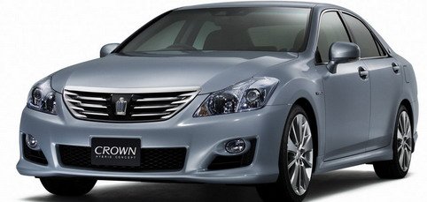 Toyota Crown Hybrid Concept.jpg, 30 KB