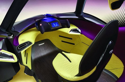 Toyota-i-TRIL 1111.jpg, 59 KB