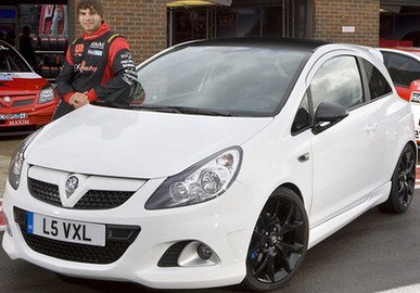 Vauxhall Corsa 2008 11110321 VXR Arctic Edition.jpg, 38 KB