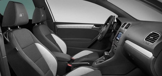 Volkswagen Golf R Line 111.jpg, 42 KB