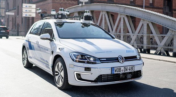 Volkswagen e-golf aut 11.jpg, 91 KB