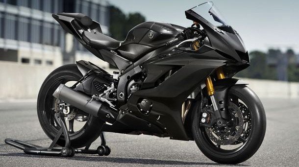 Yamaha-R6-Race.jpg, 67 KB