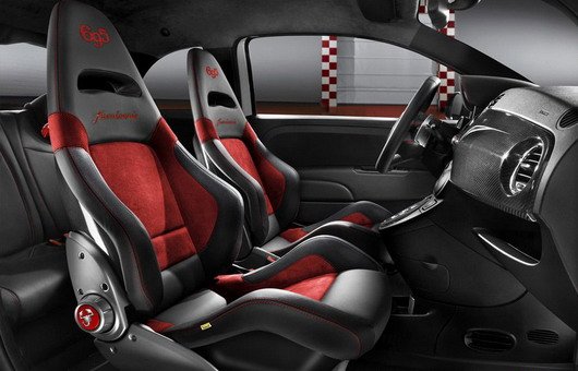 abarth 695 record 11.jpg, 52 KB