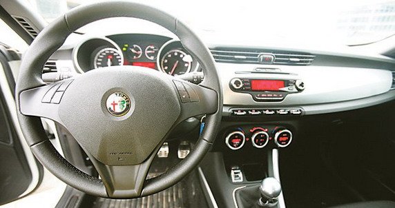 alfa giulietta 801.jpg, 53 KB