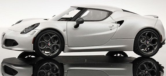 alfa romeo 4c looksmart.jpg, 40 KB