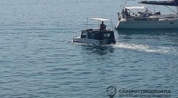 amphi 111.jpg, 61 KB