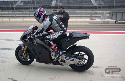 aprilia-rs-gp-2.jpg, 58 KB