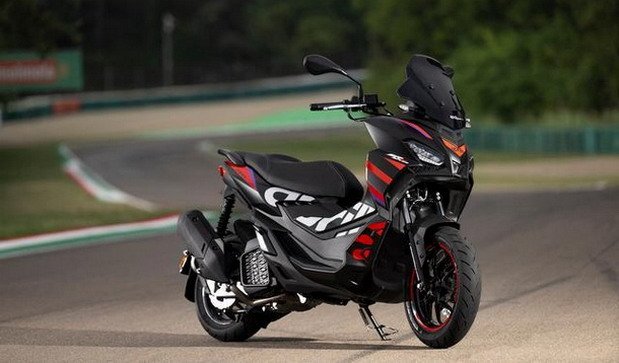 aprilia-sr-gt-replica-2.jpg, 55 KB