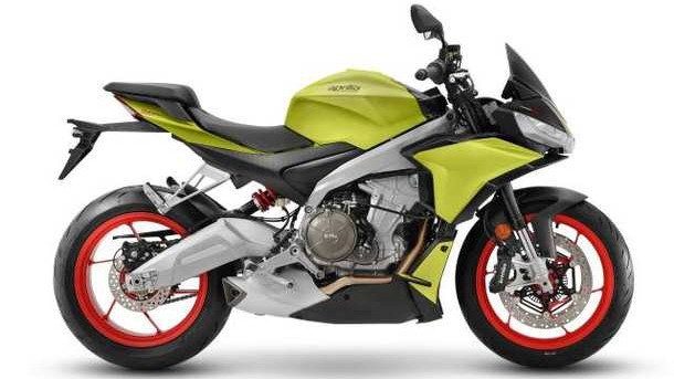 aprilia-tuono-660-2.jpg, 60 KB