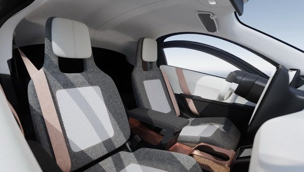 aptera 111.jpg, 53 KB