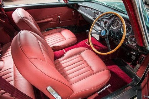 aston db4 11.jpg, 56 KB