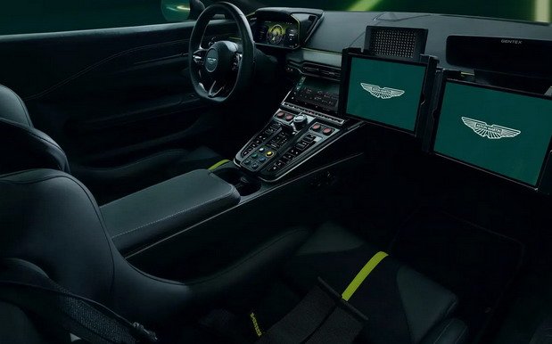 aston f1 9888.jpg, 44 KB