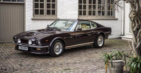 aston john 1.jpg, 60 KB