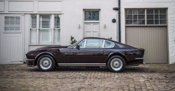 aston john 111.jpg, 49 KB