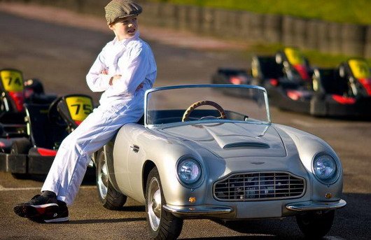 aston junior 1.jpg, 58 KB