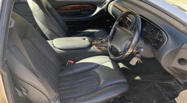 aston kin 11.jpg, 60 KB