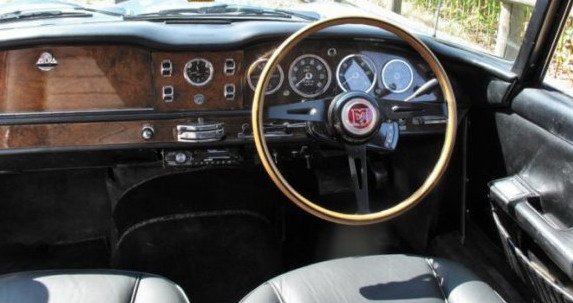 aston martin 111.jpg, 51 KB