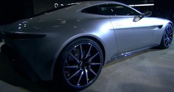 aston martin db10 11.jpg, 33 KB