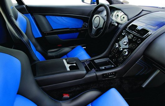aston v 1222.jpg, 599 KB