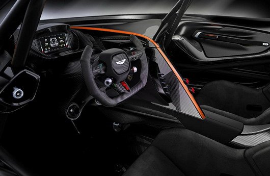 aston v 33333333.jpg, 44 KB