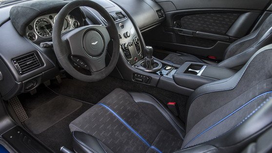 aston v12 11.jpg, 55 KB