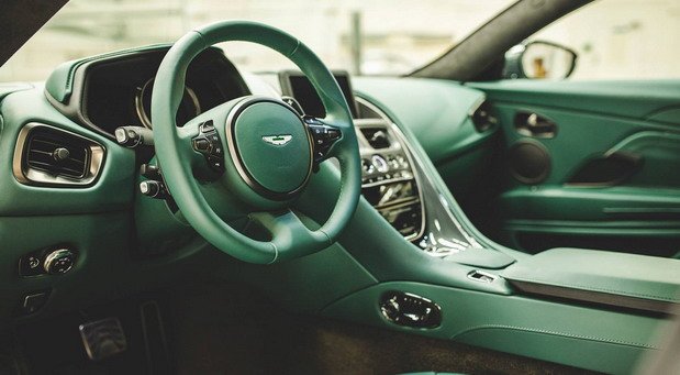 aston-martin 333.jpg, 53 KB