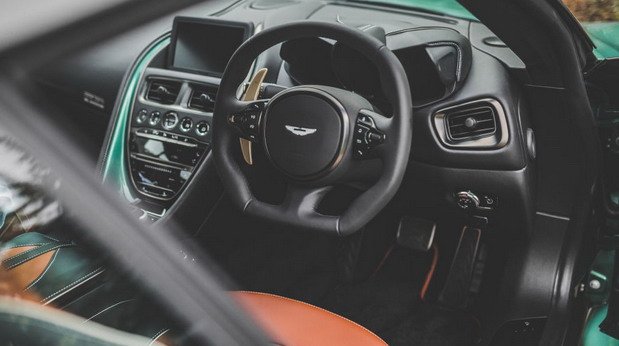 aston-martin-dbs-59 11.jpg, 47 KB