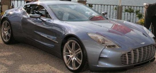 aston-martin-one-77-a-villa-deste_10.jpg, 45 KB
