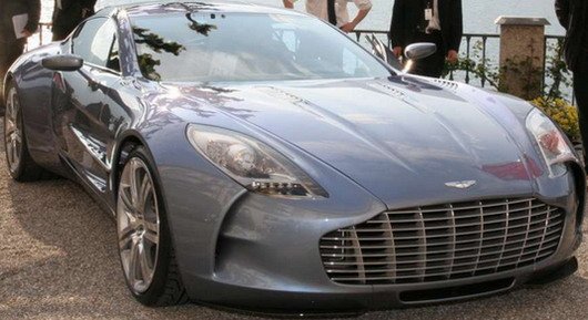 aston-martin-one-77-a-villa-deste_3.jpg, 53 KB