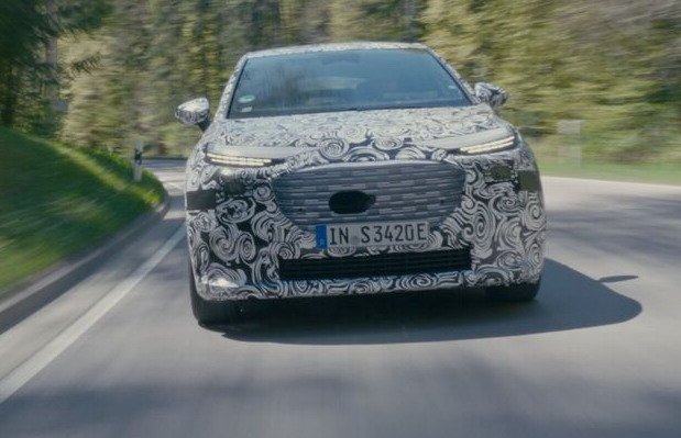 audi a2 etron 121.jpg, 60 KB