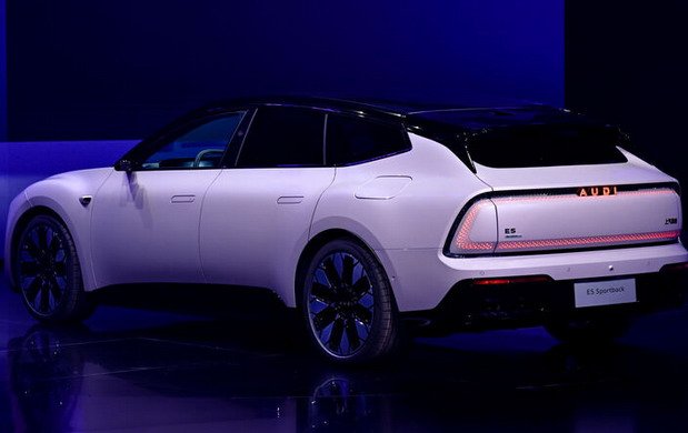 audi e5 7666666.jpg, 39 KB