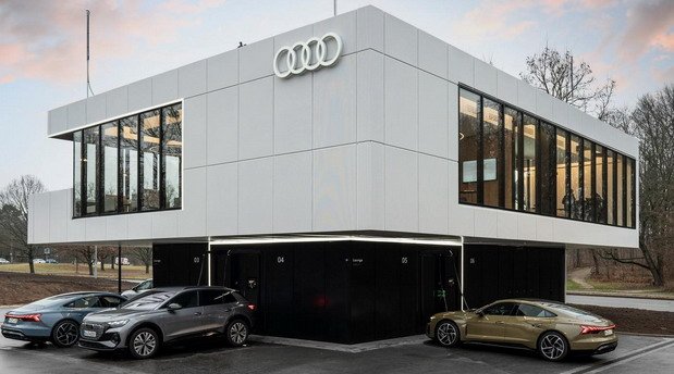 audi hub 1.jpg, 60 KB
