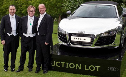 audi r8 spyder elton john foundation.jpg, 60 KB