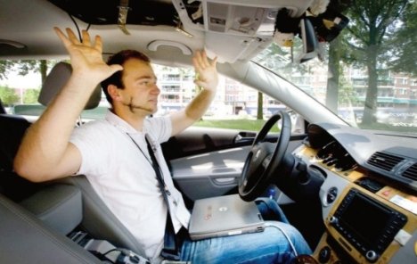 autopilot.jpg, 77 KB