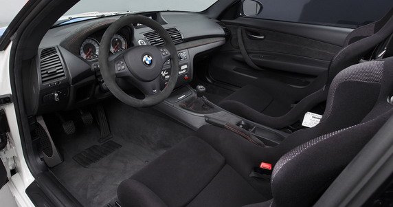 bmw 1 m motogp 1.jpg, 43 KB