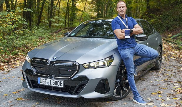 bmw 5 srb.jpg, 116 KB